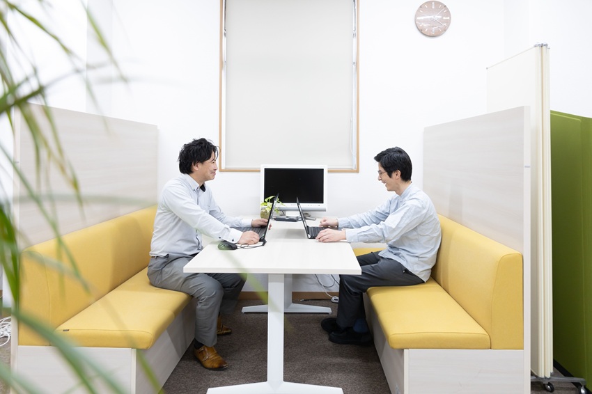 株式会社サカエ