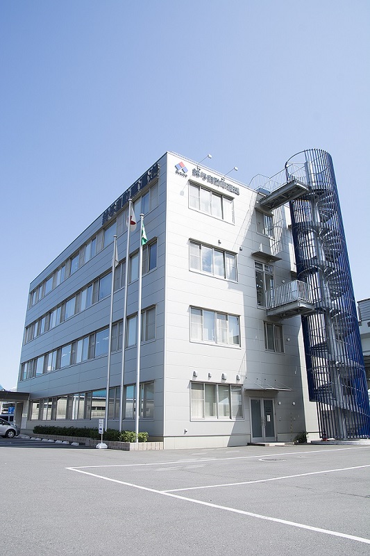 鈴与自動車運送株式会社